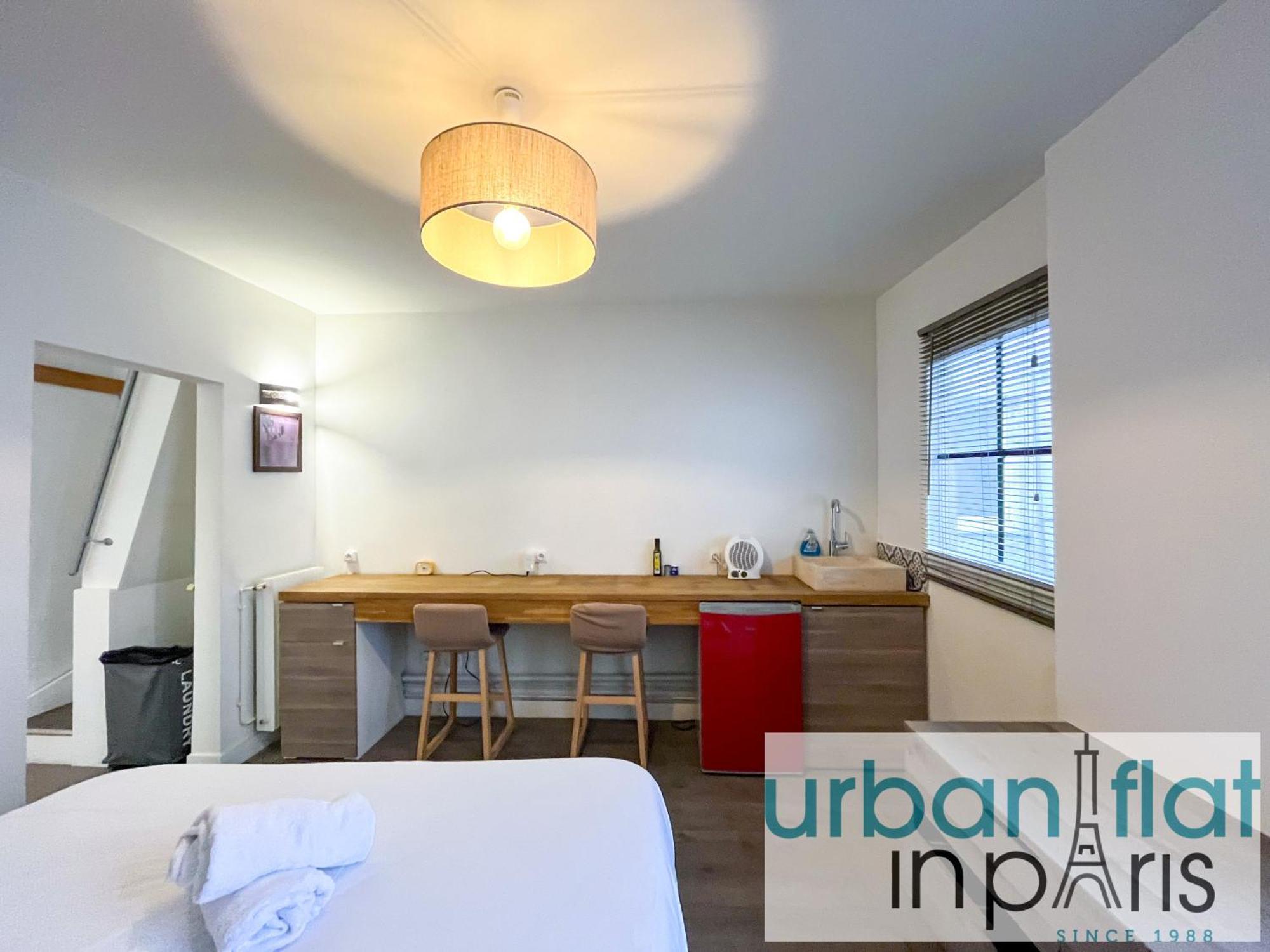 195 - Saint Denis Triplex *
