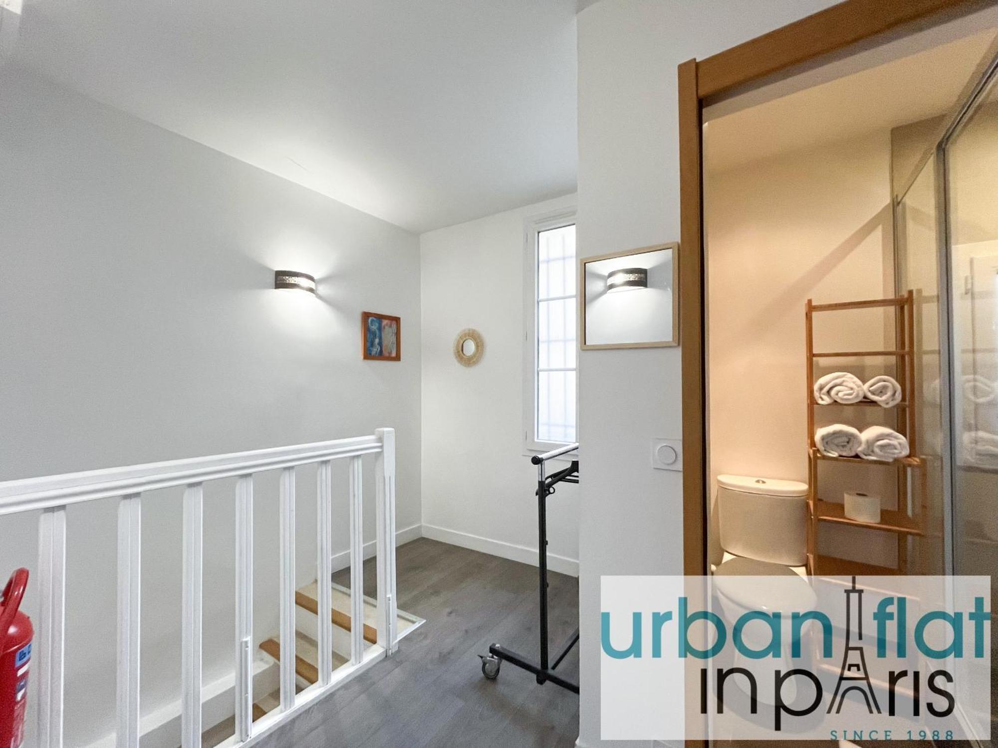Apartment 195 - Saint Denis Triplex *
