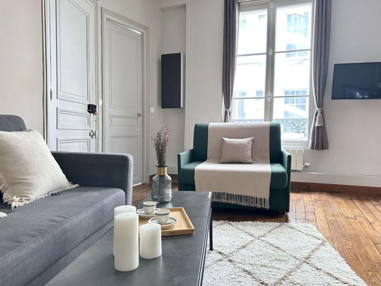 Apartment Quiet Retreat In Le Marais Paris
