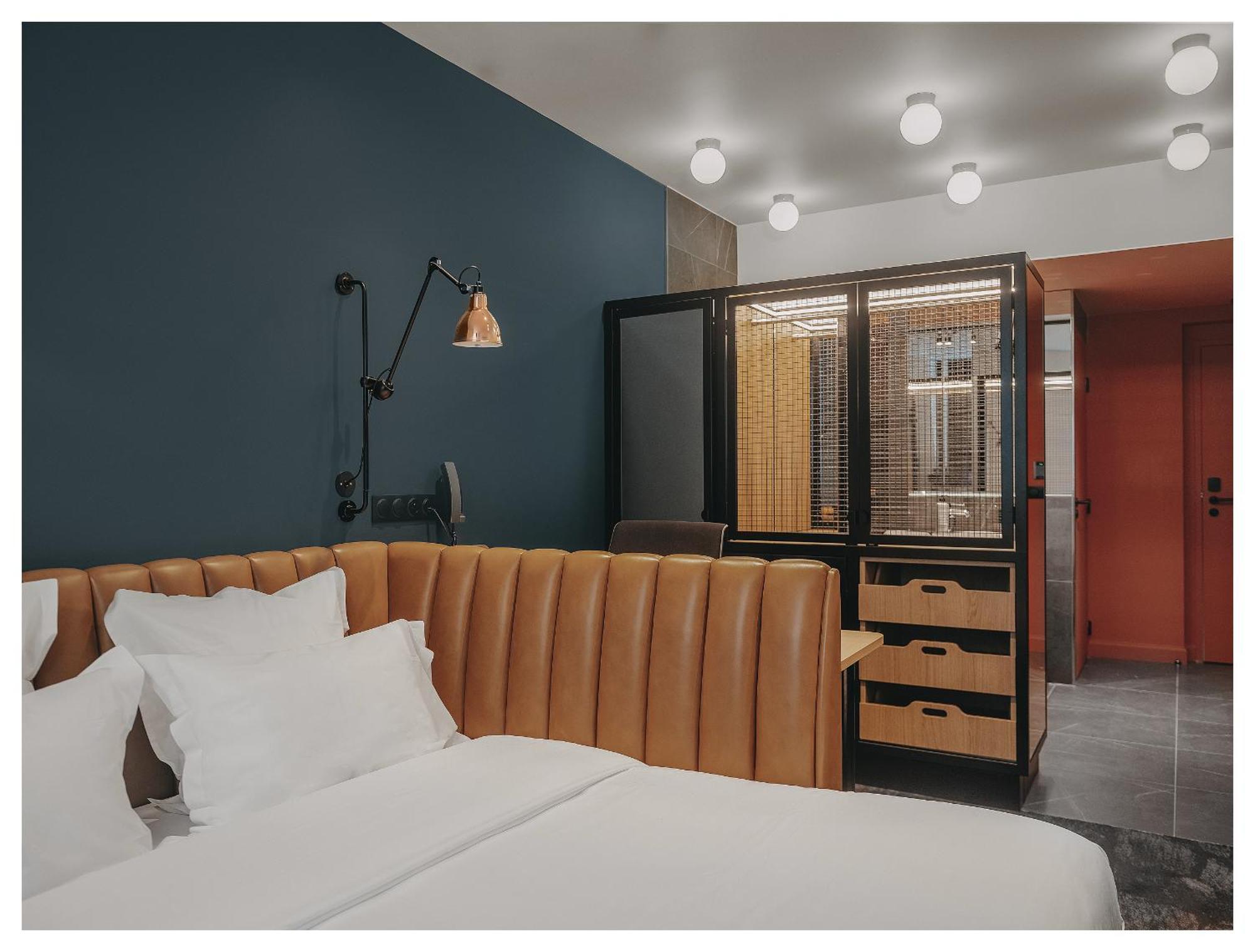1.75 Le Charme Paris