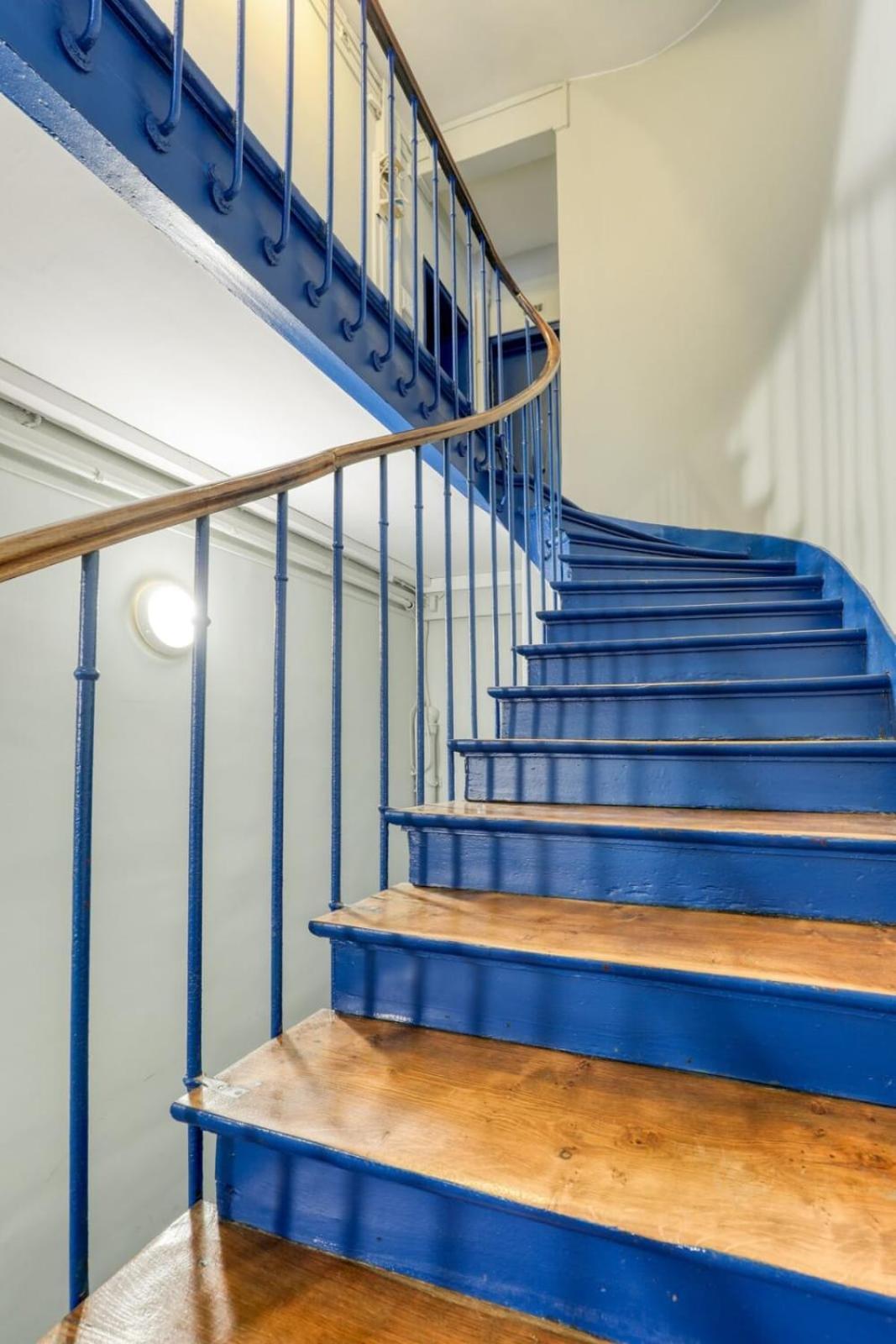 Pink Design 2bdr Flat In The Heart Of Bastille