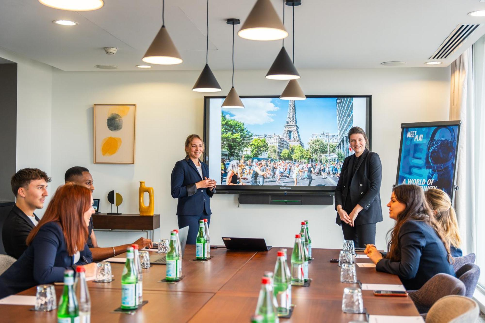 Pullman Tour Eiffel Paris