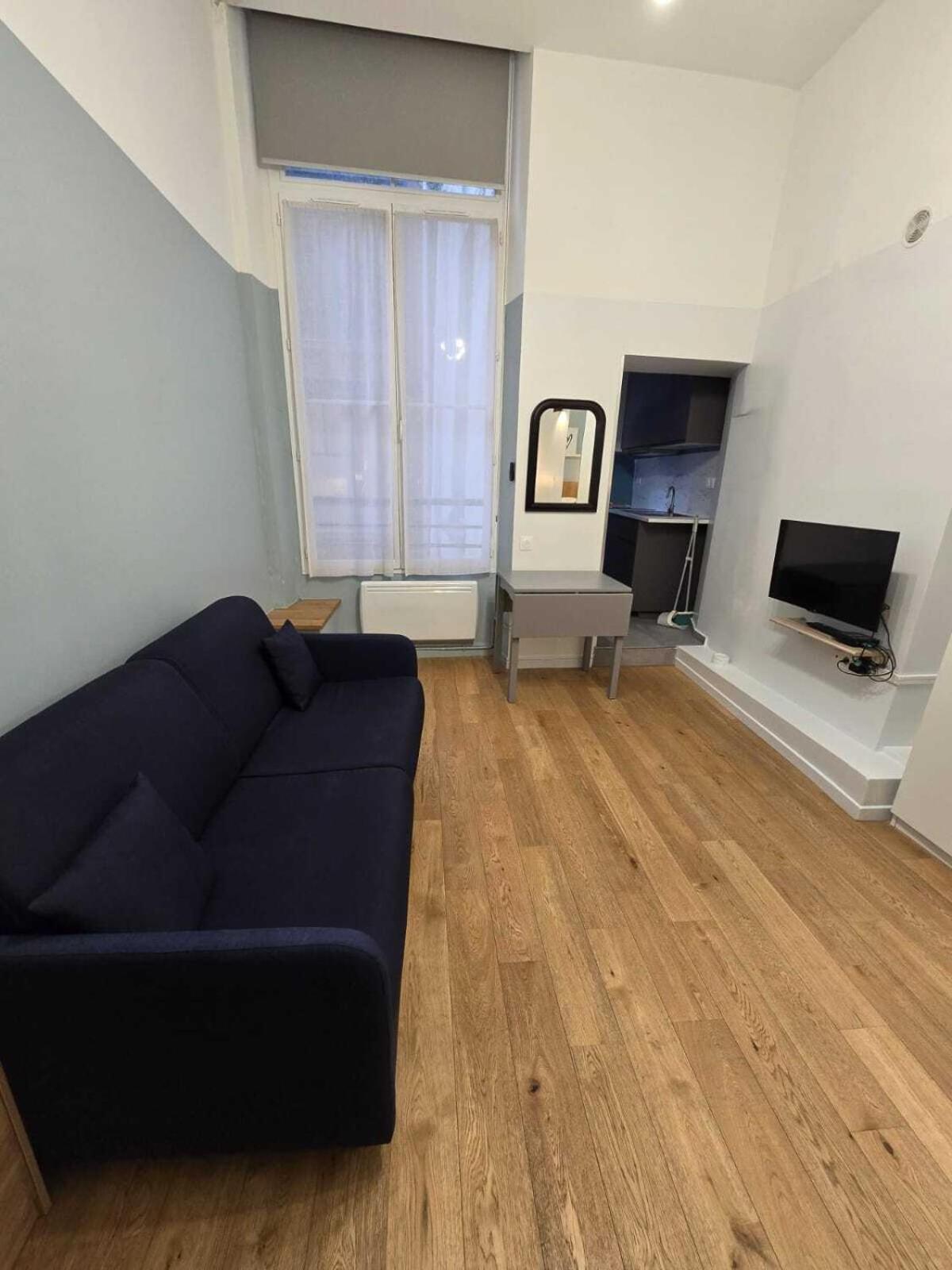 Apartment Aboukir 1 Paris