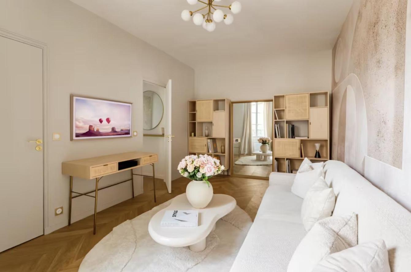 C4 - Eiffel Tower, In A Lively Neighborhood, 2p Appart hôtel