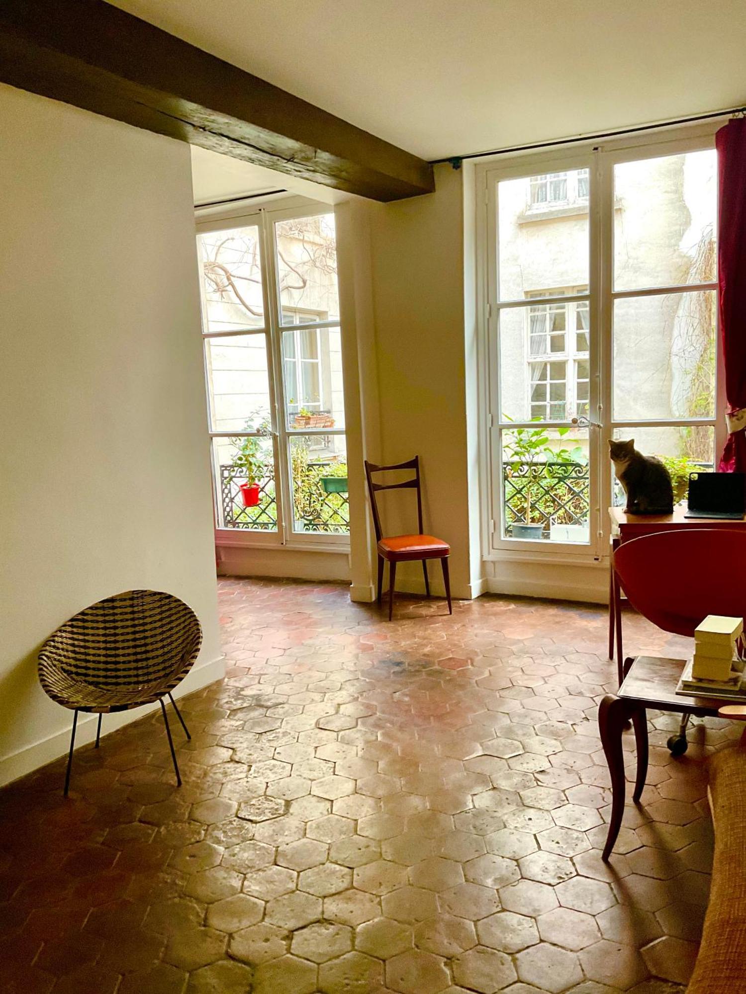 Apartment Bel Ancien Sur Cour Verdoyante *