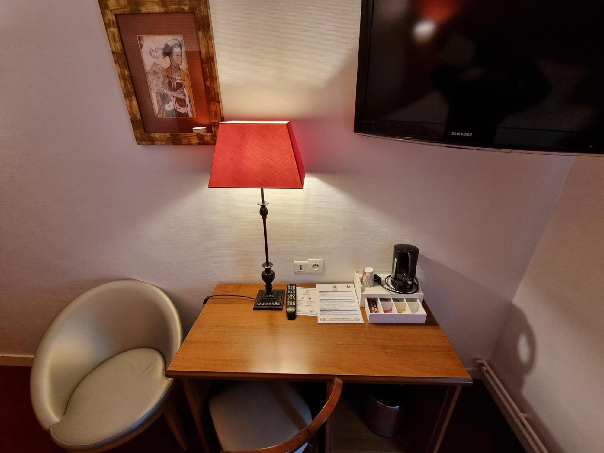 France Eiffel Hotel 3*
