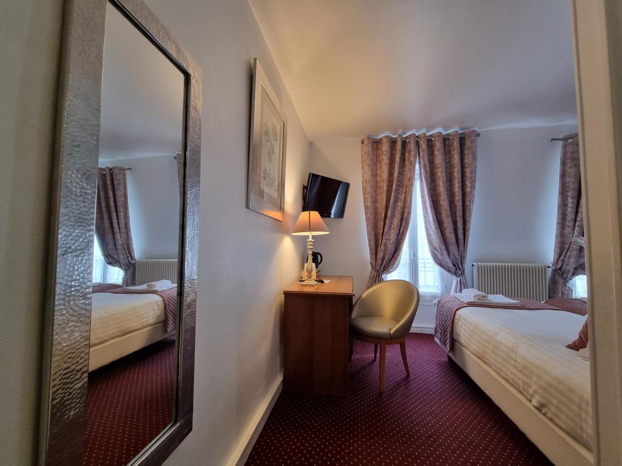 France Eiffel Hotel Paris