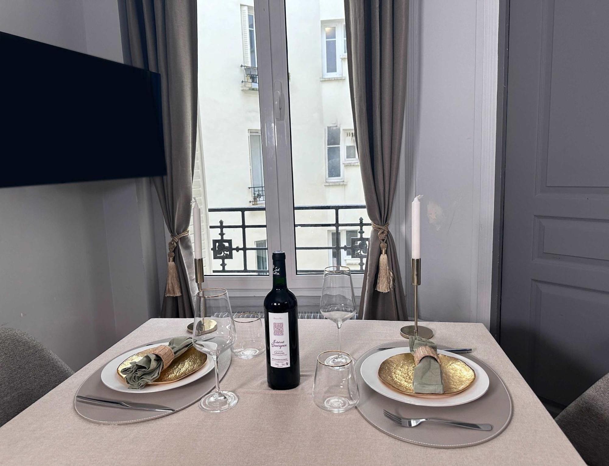 Cosy Hideaway Near Montparnasse Apartment *
