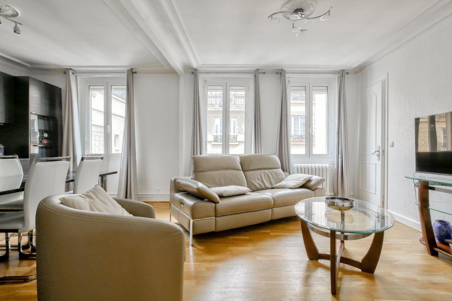 Au Coeur Du 17eme Paris