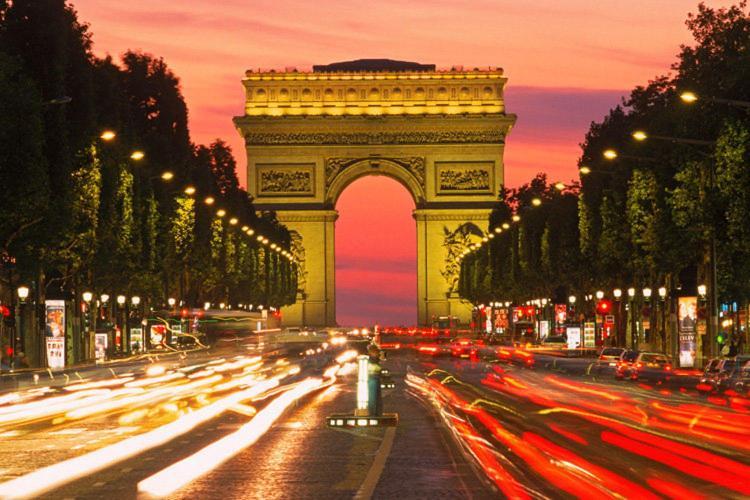 Apartment Place Vendome 1 Bedroom And 1 Ba - Up To 4 People - With Air Conditionning *