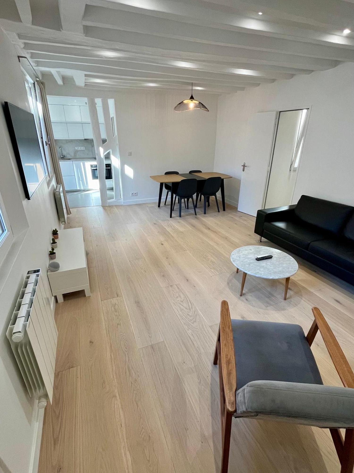 Au Coeur De Pres Du Louvre Appartement
