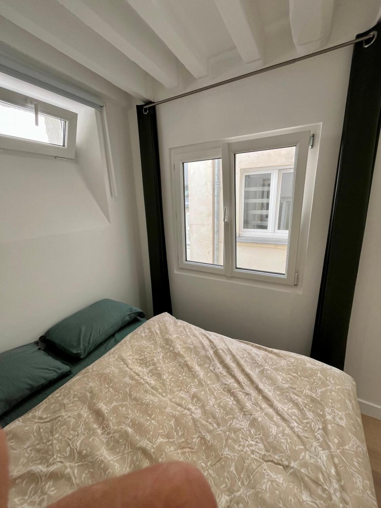 Au Coeur De Pres Du Louvre Appartement