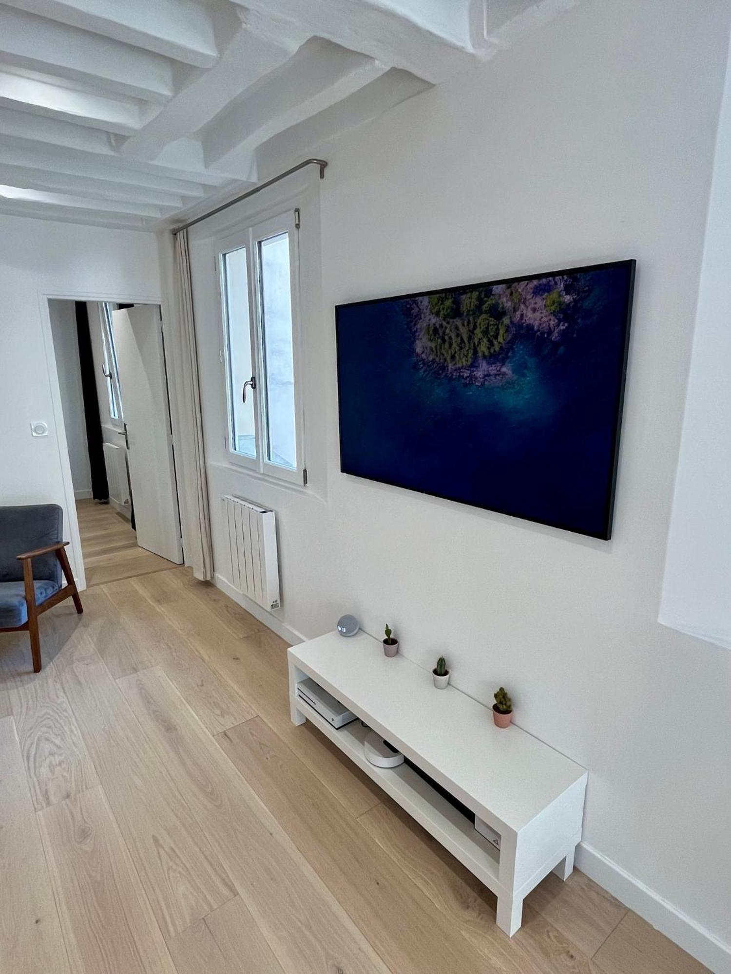 Appartement Au Coeur De Pres Du Louvre Paris