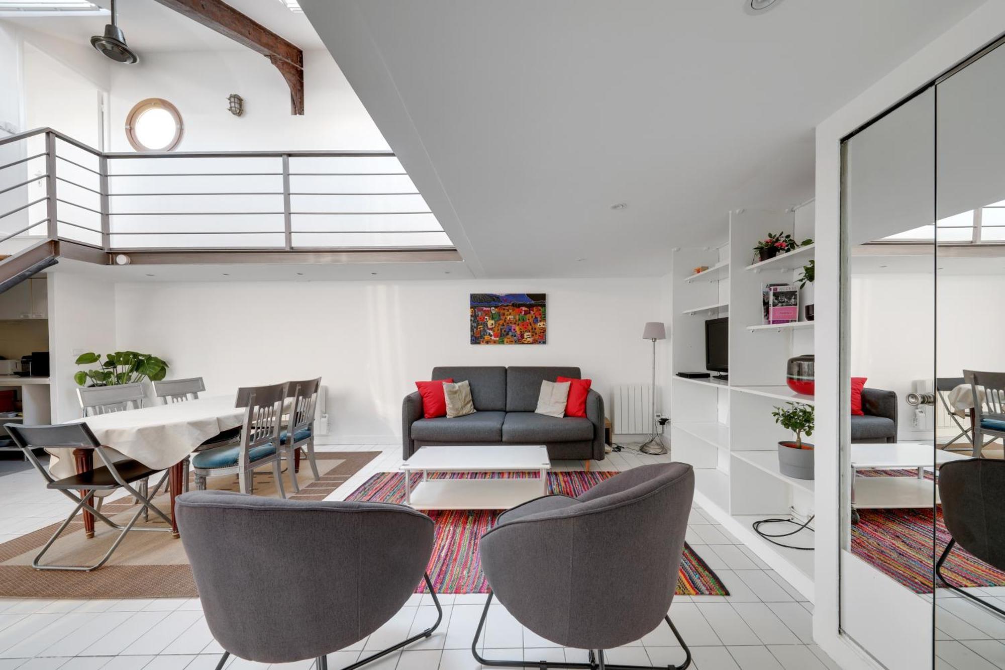 Large Luxury Loft For 6 People By Weekome Apartment *
