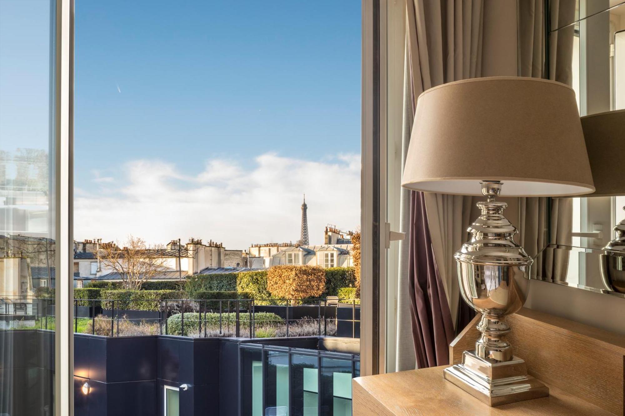 Hotel Castille 5*