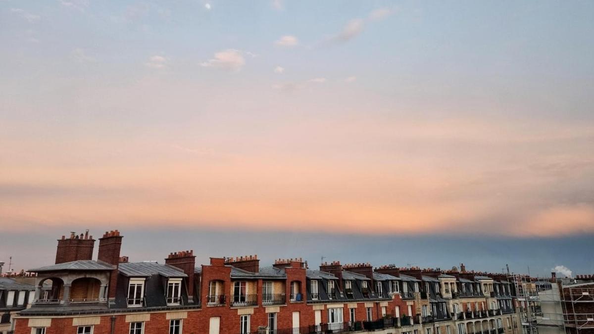 Charming Aligre Bastille Neighborhood