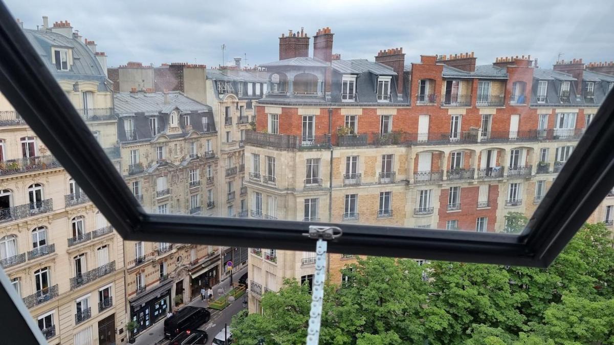 Charming Aligre Bastille Neighborhood