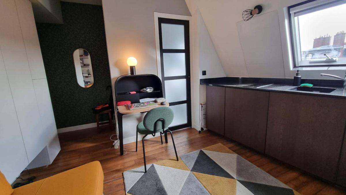 Charming Aligre Bastille Neighborhood