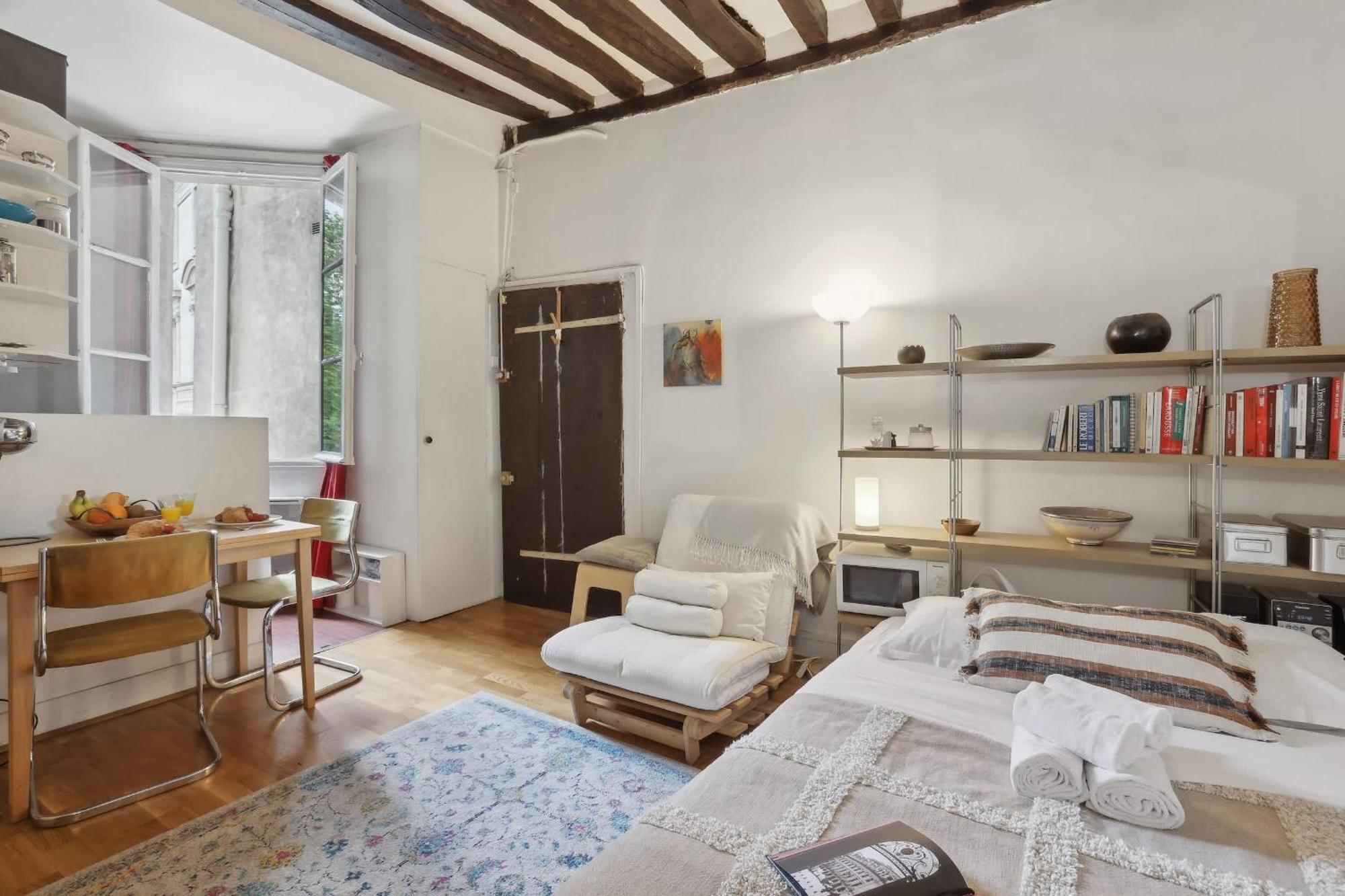 Bnbnova - La Seine & Rivoli Apartment *