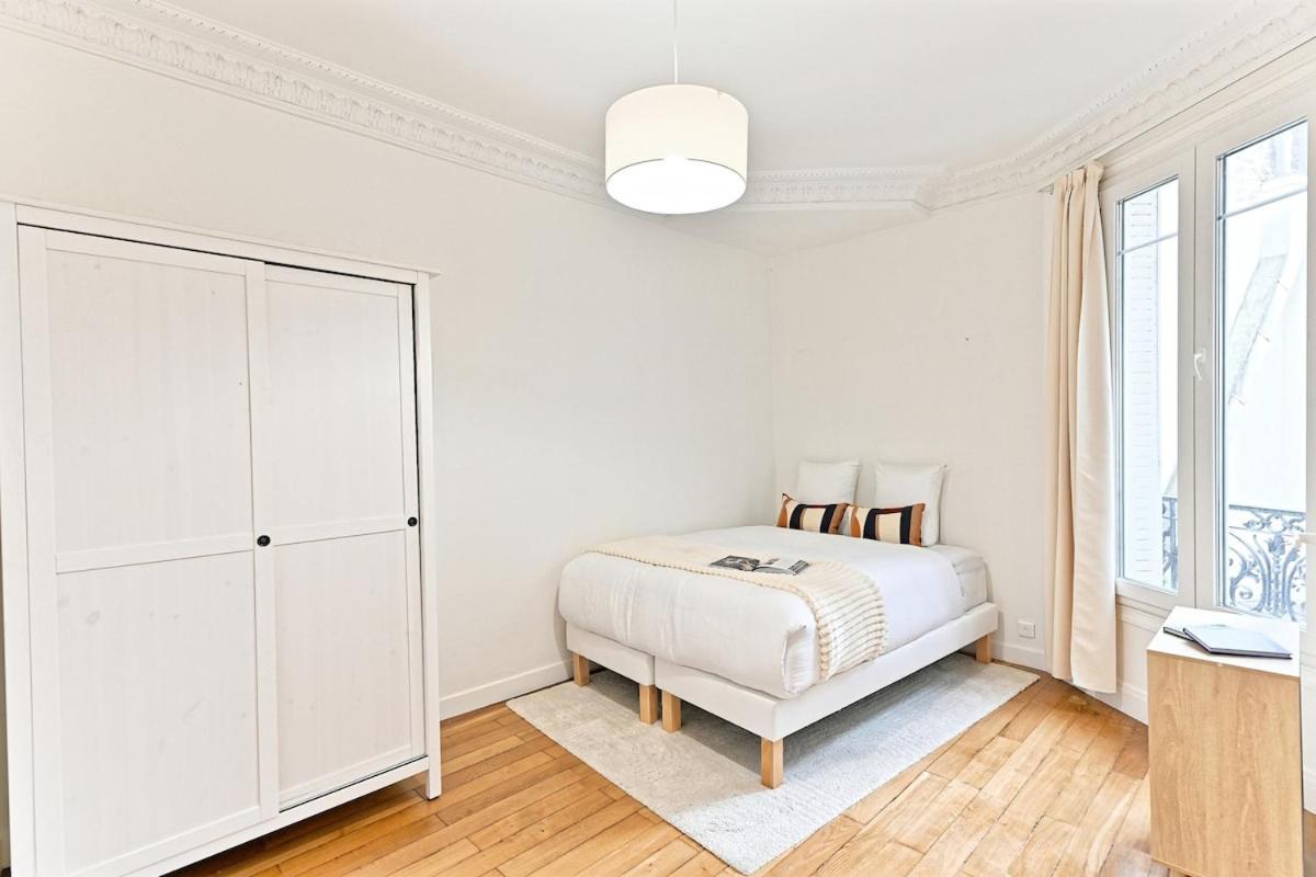 Spacious And Bright * Paris