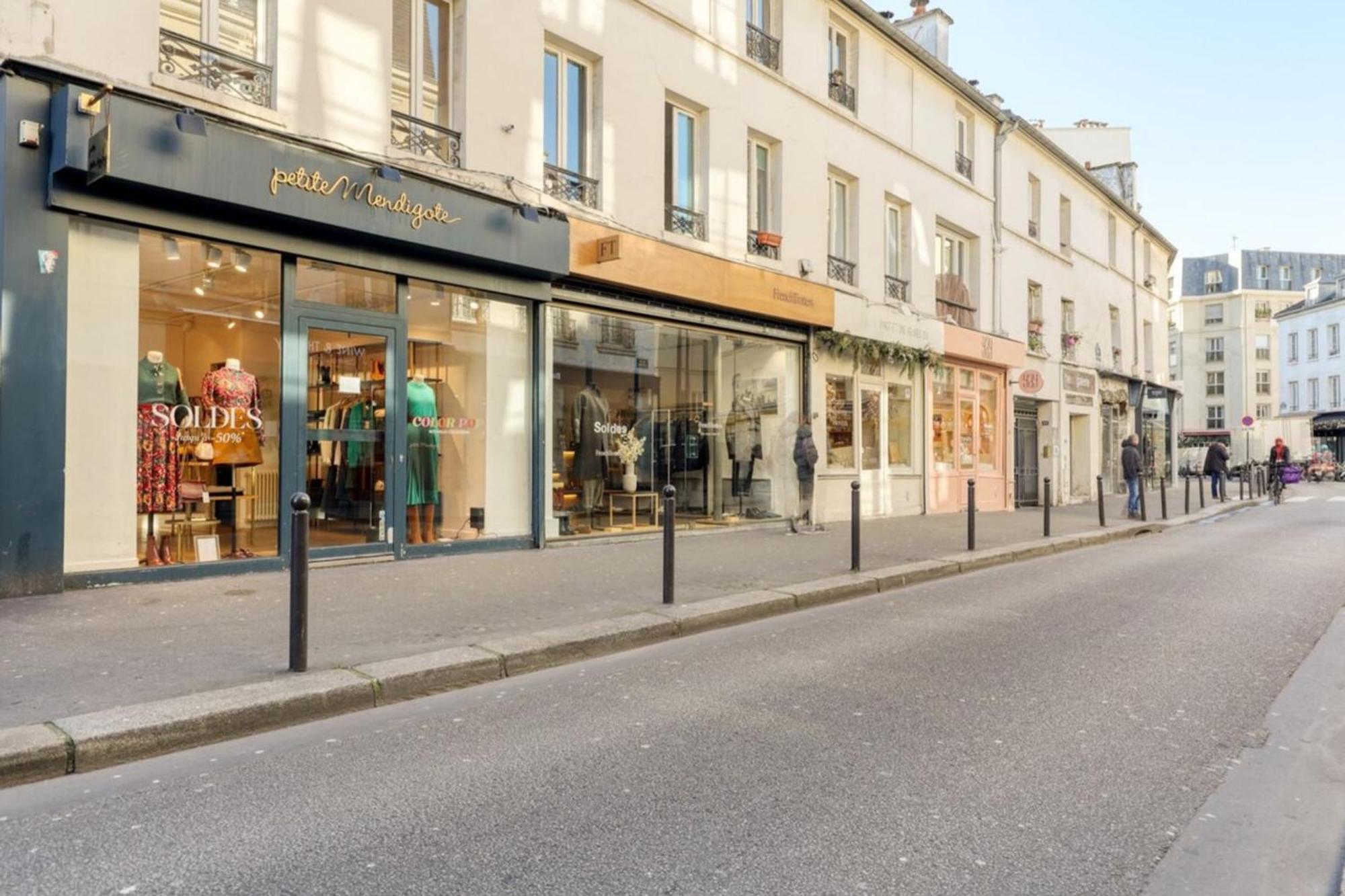 Apartment Blue Design 2bdr Flat In The Heart Of Bastille *