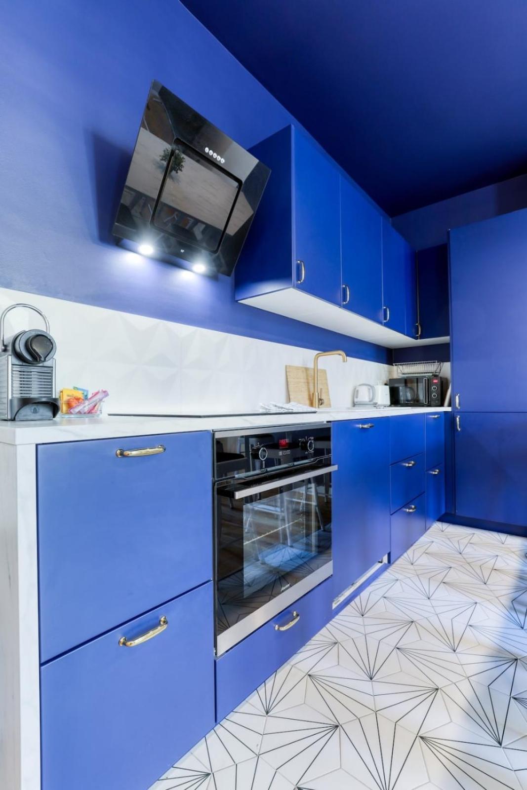 Blue Design 2bdr Flat In The Heart Of Bastille *