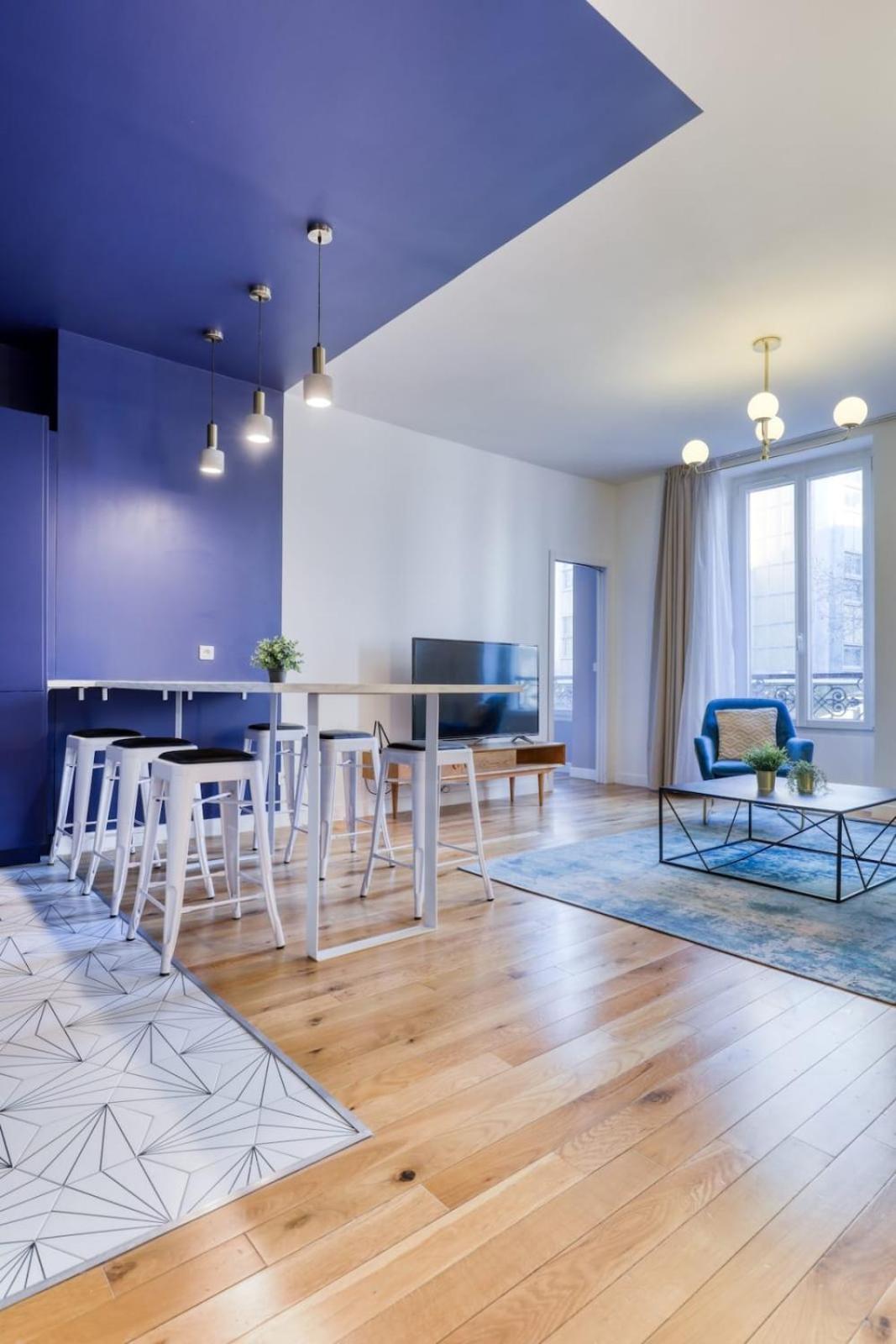Apartment Blue Design 2bdr Flat In The Heart Of Bastille *