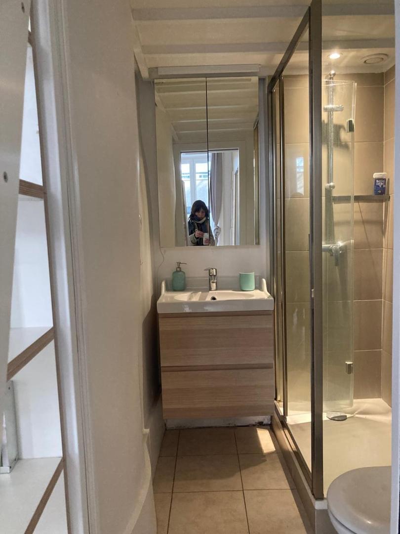Apartment Intimate Near Republique