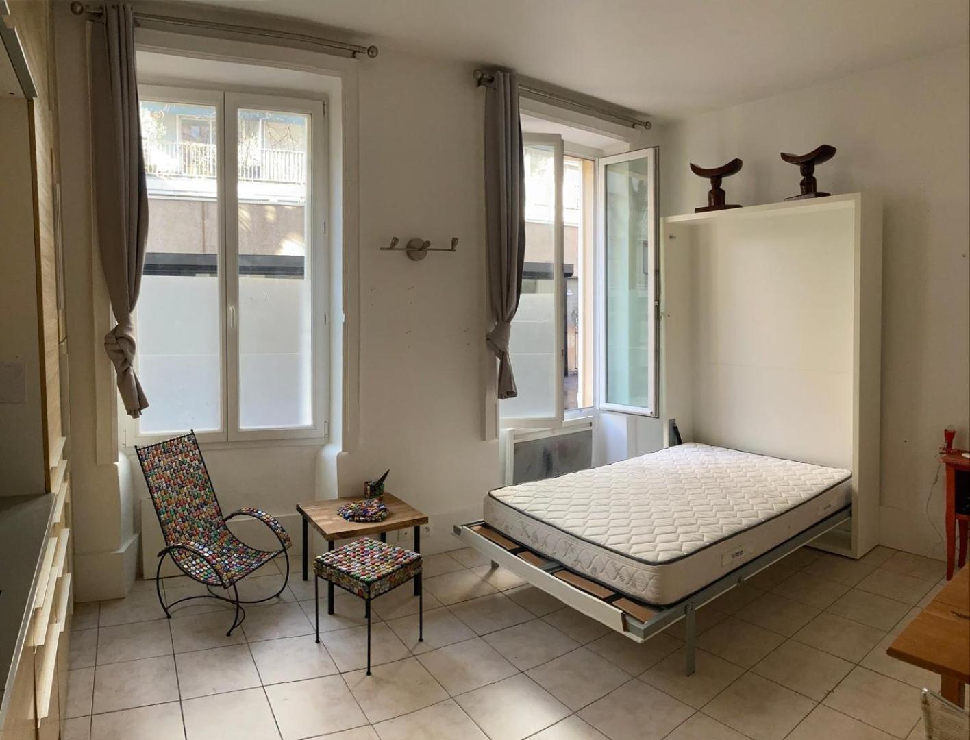 Apartment Intimate Near Republique Paris