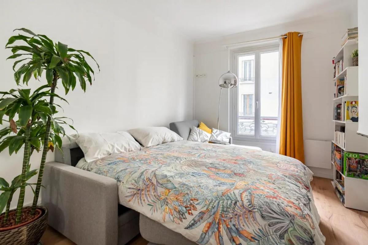 Apartment And Cozy Parisian