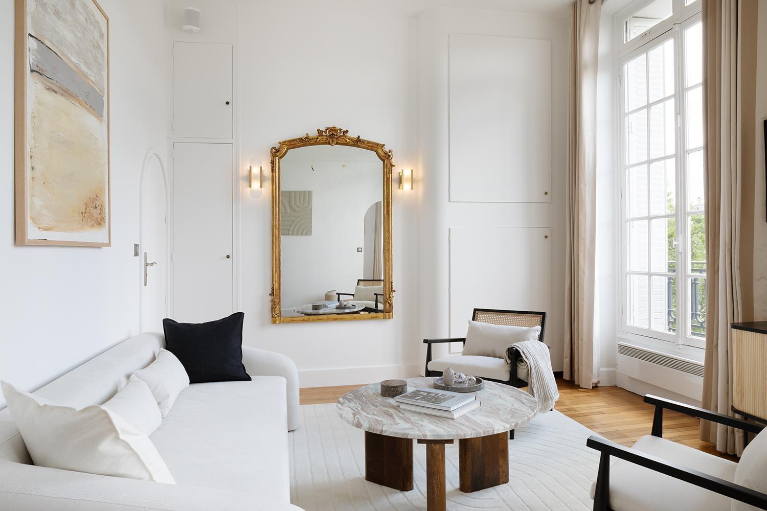 Pick A Flat's In Saint Louis - Quai Des Orfevres