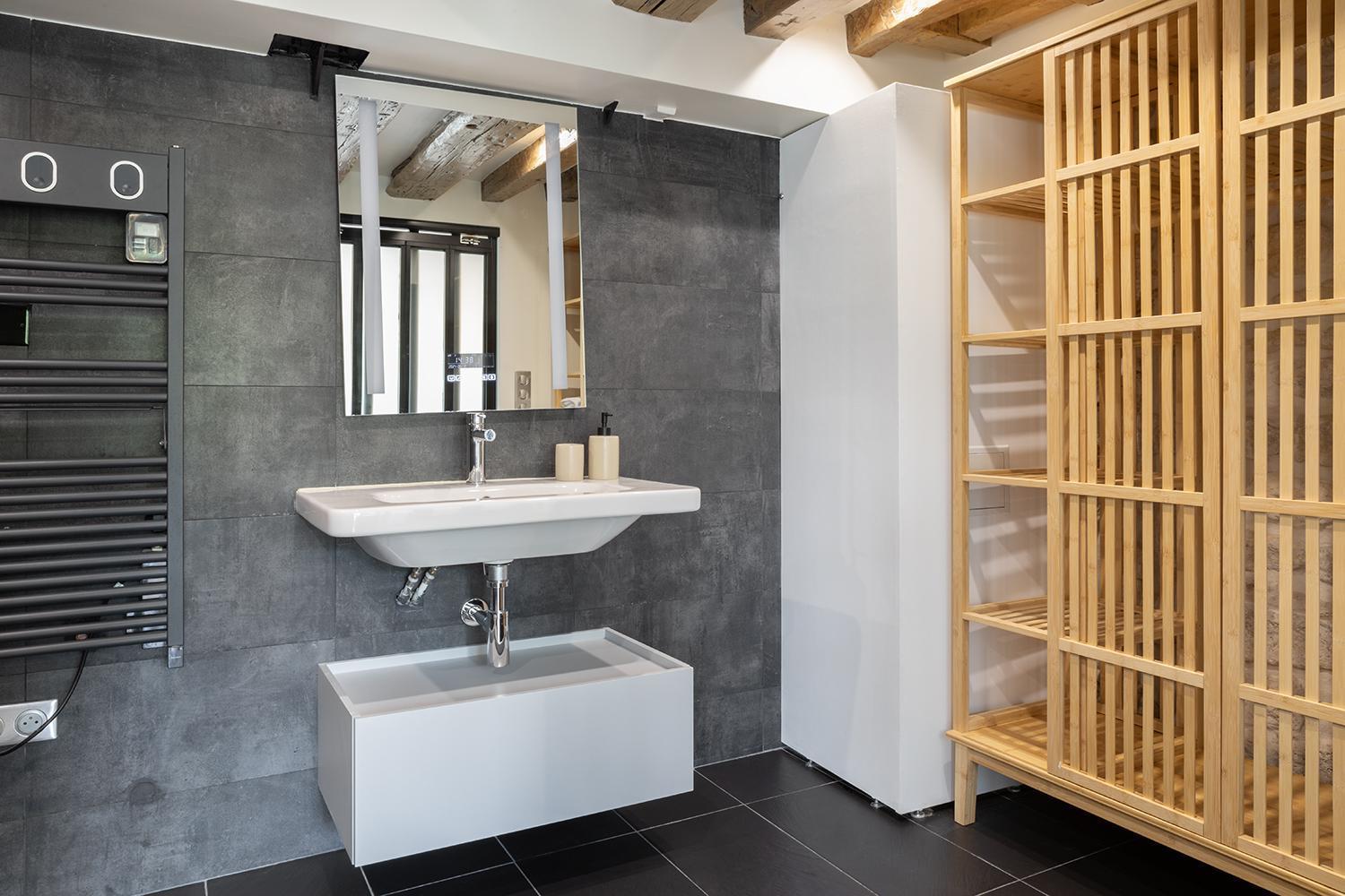 Pick A Flat's In Saint Louis - Quai Des Orfevres *