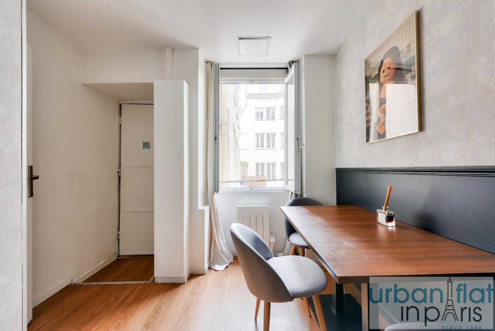 04 Best Flat Montorgeuil 3 Apartment