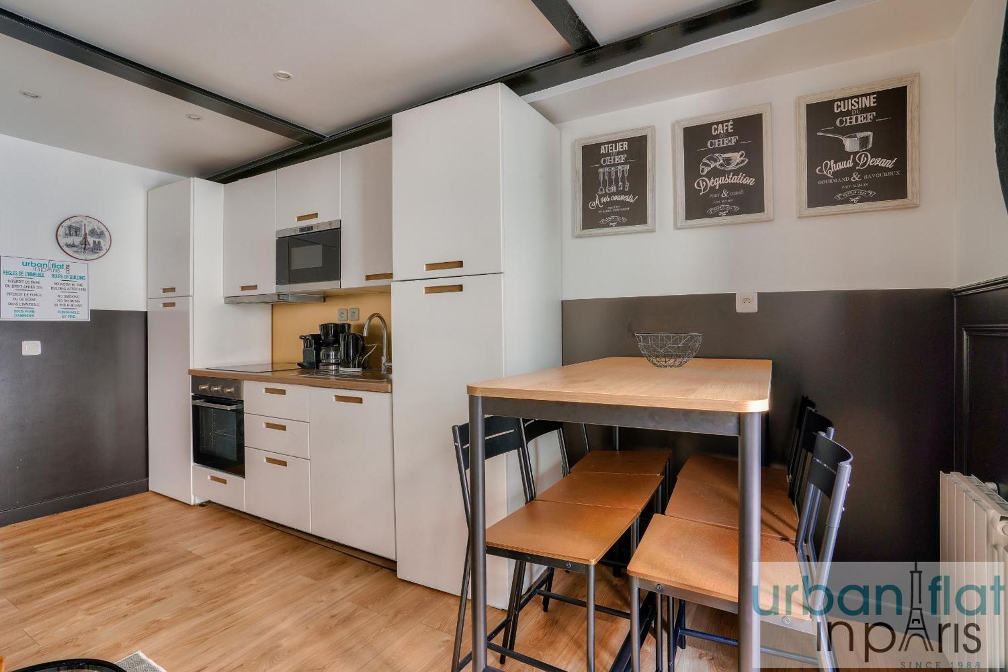 Apartment 13 Luxury Flat Eiffel Design 2 *