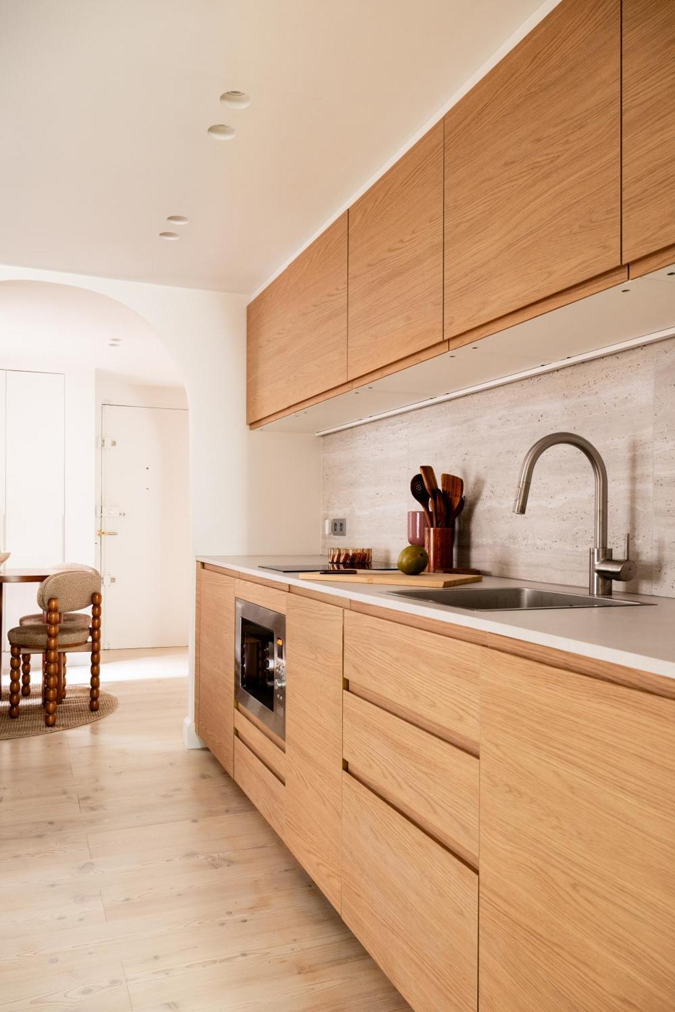 Apartment 4p 1br - Fully Renovated - Step From Place Vendome *