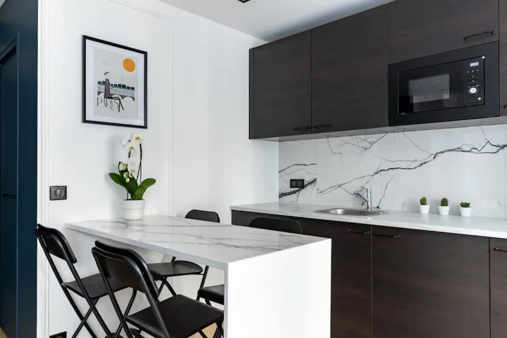 Apartment Chic In 8th - Near Champs-elysee