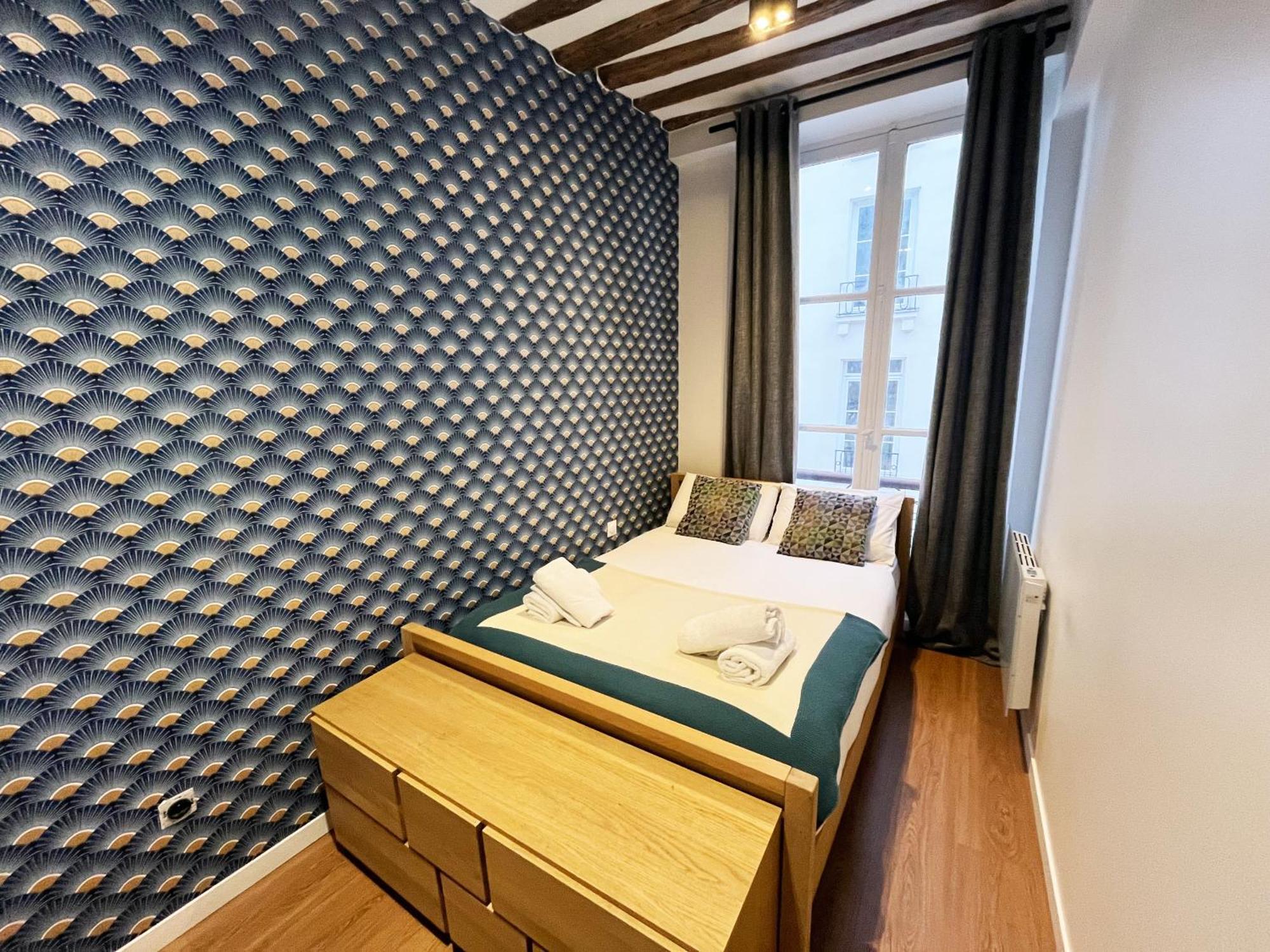 Urban Flat 108 - Stunning 4 Bdr Flat In Apartment