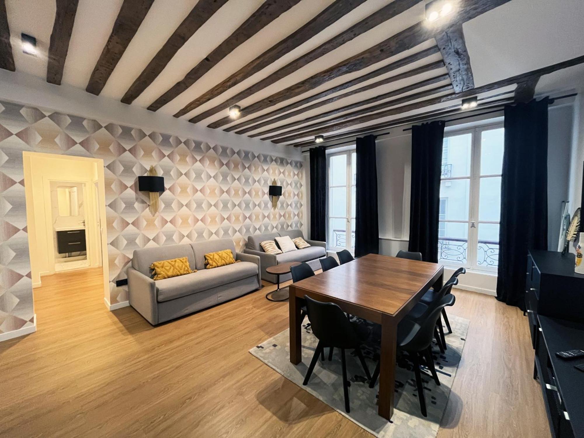Urban Flat 108 - Stunning 4 Bdr Flat In Apartment Paris