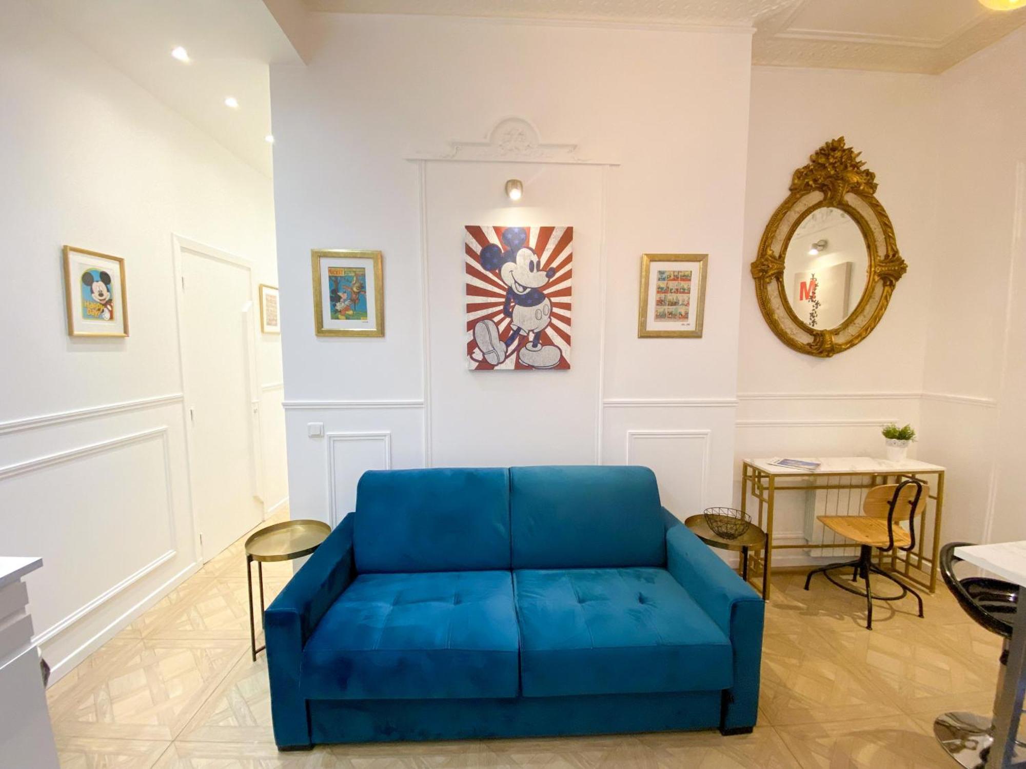 Urban Flat 72 - Pretty 3 Bedroom Flat - Triangle D Or Apartment *