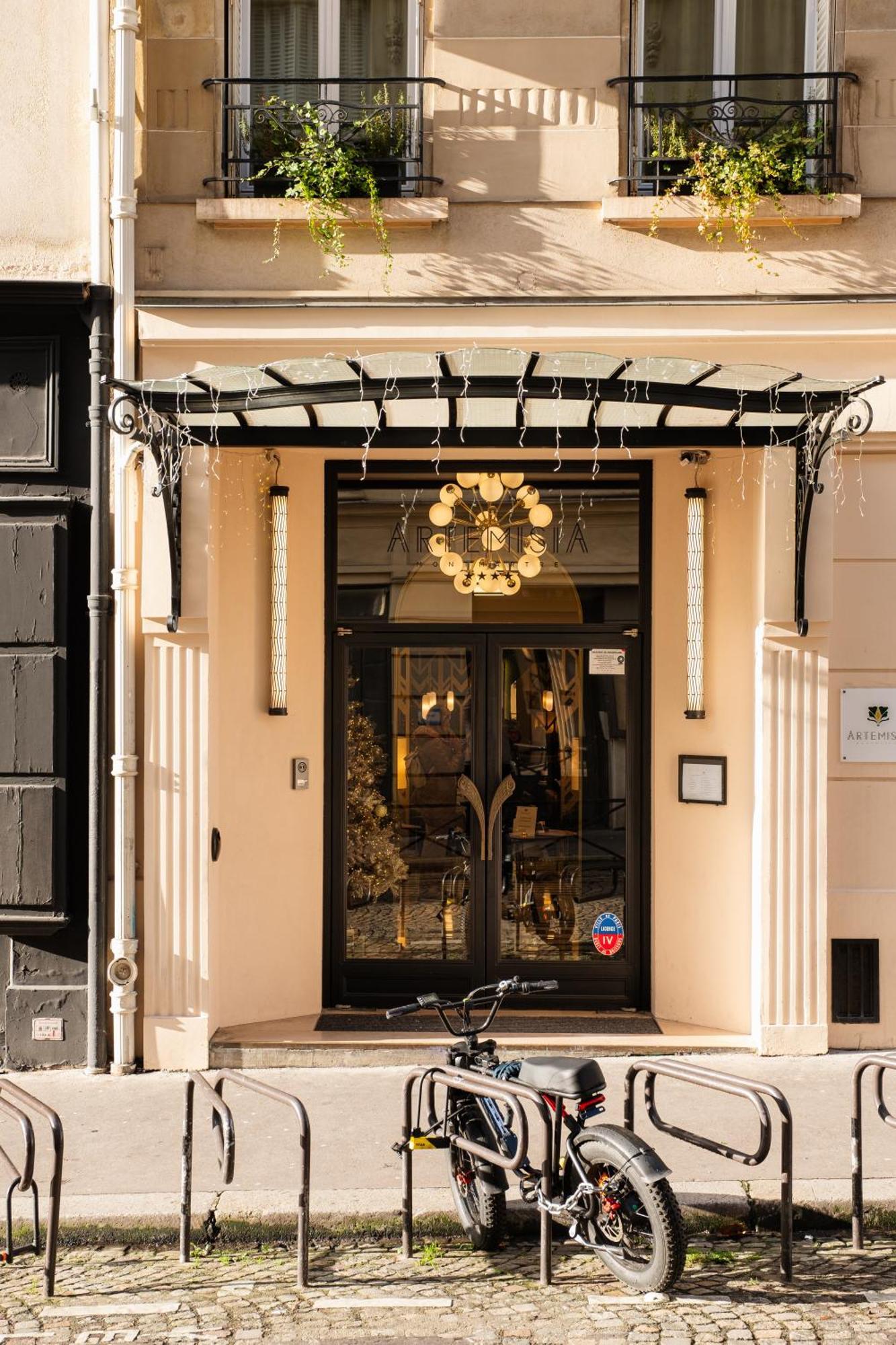 Hotel Artemisia Montmartre