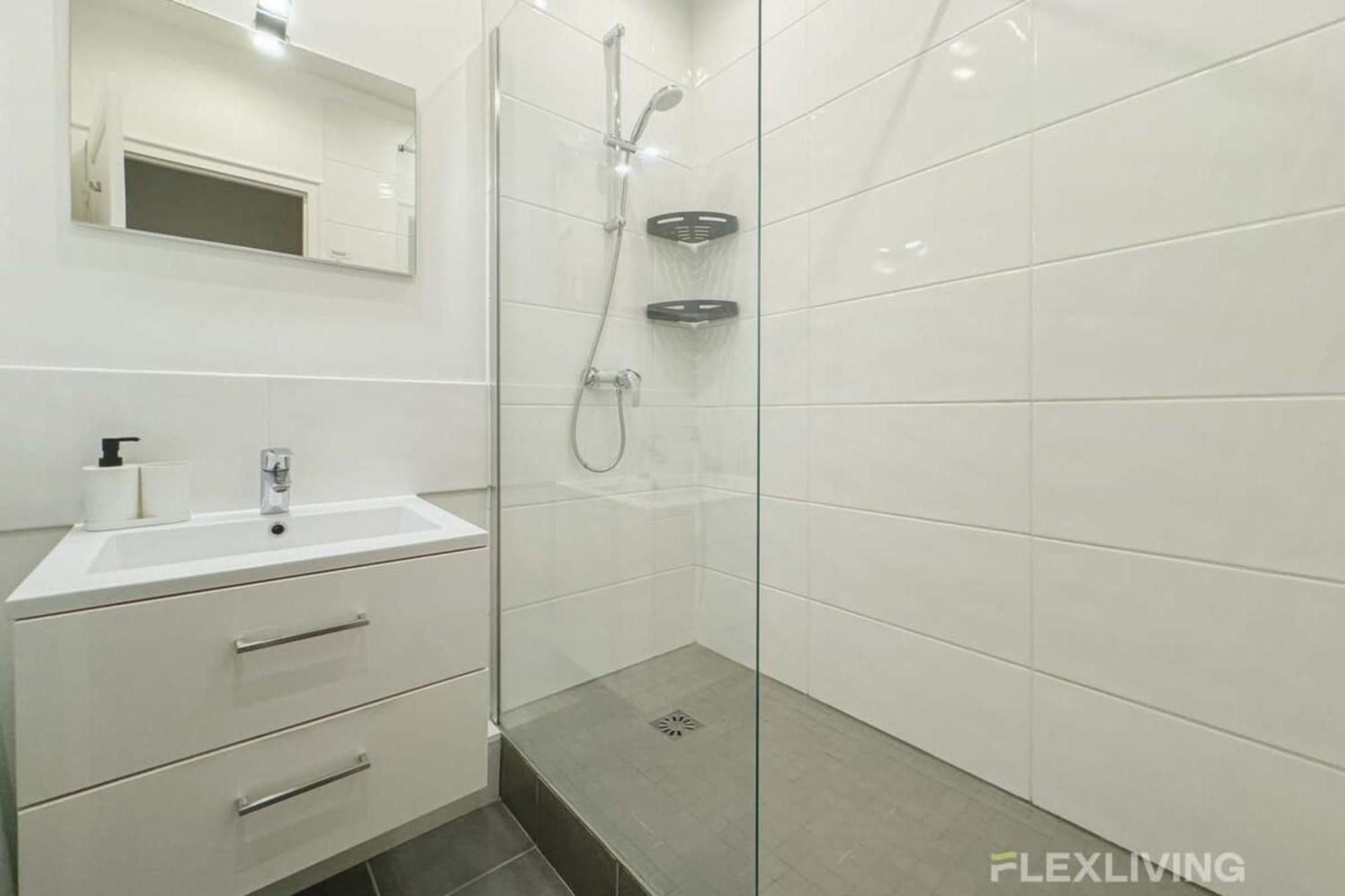 Flexliving - - Alesia Paris