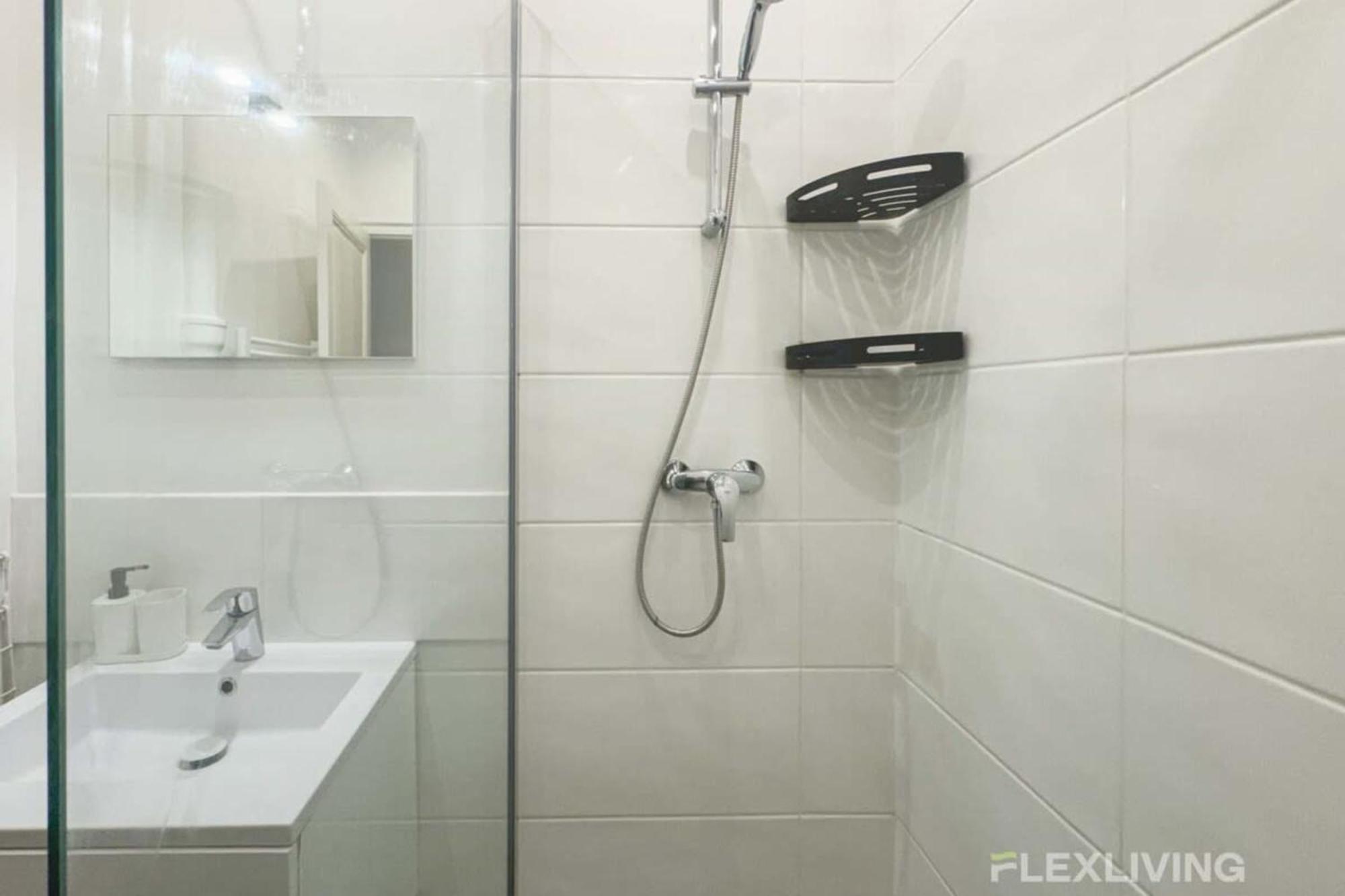 Flexliving - - Alesia Holiday home *