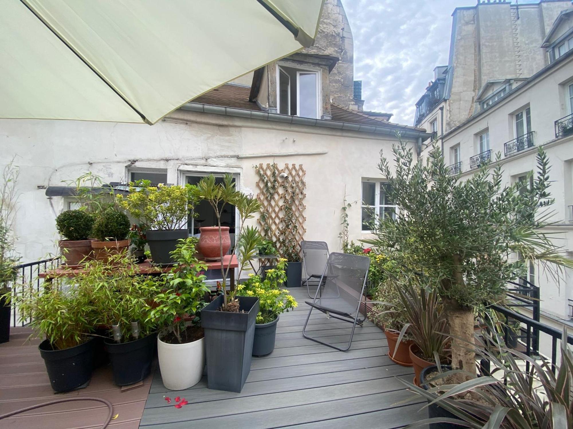 Aux Terrasses De La Lune Apartment *