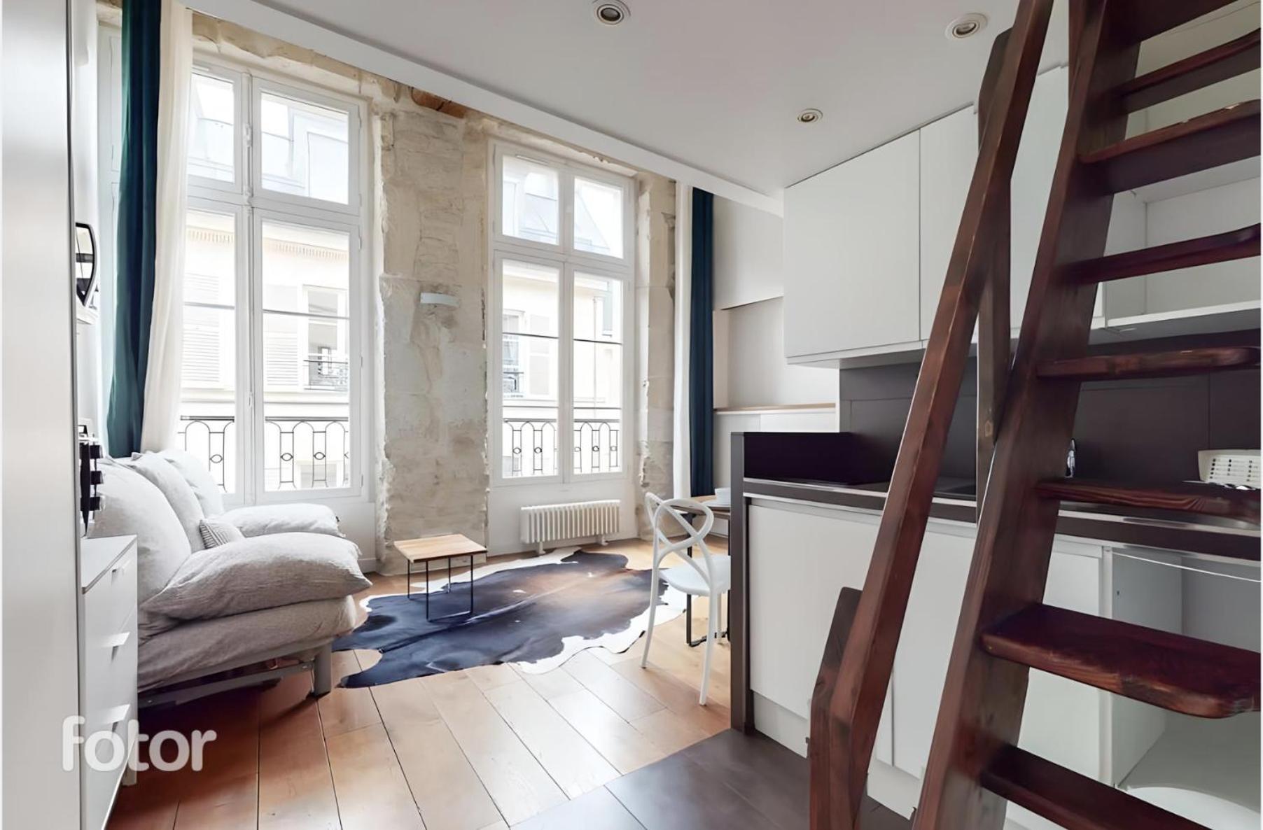 Appartement Chez Gustave: Clim Calm,saint Paul Marais, 2guests