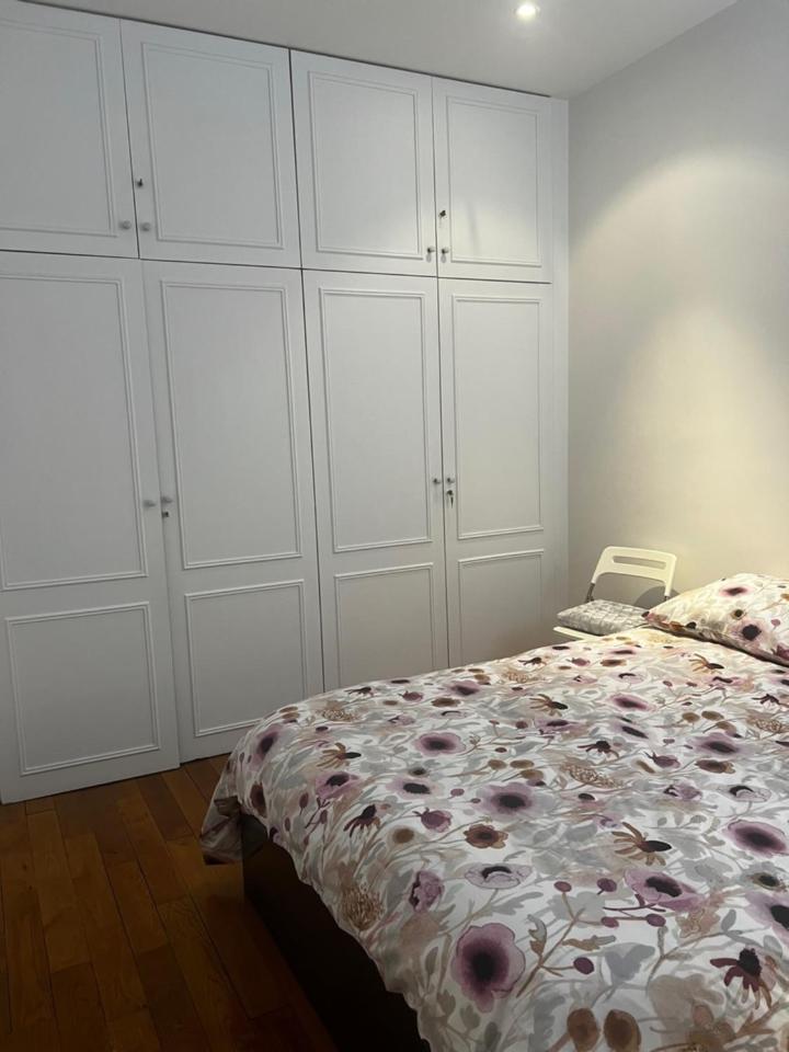 Eiffel Tower Oasis 30m From Eiffel Tower Homestay *
