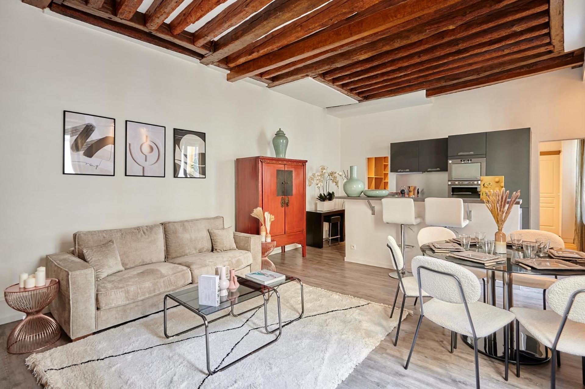Appartement Center Of By Prestige Paris