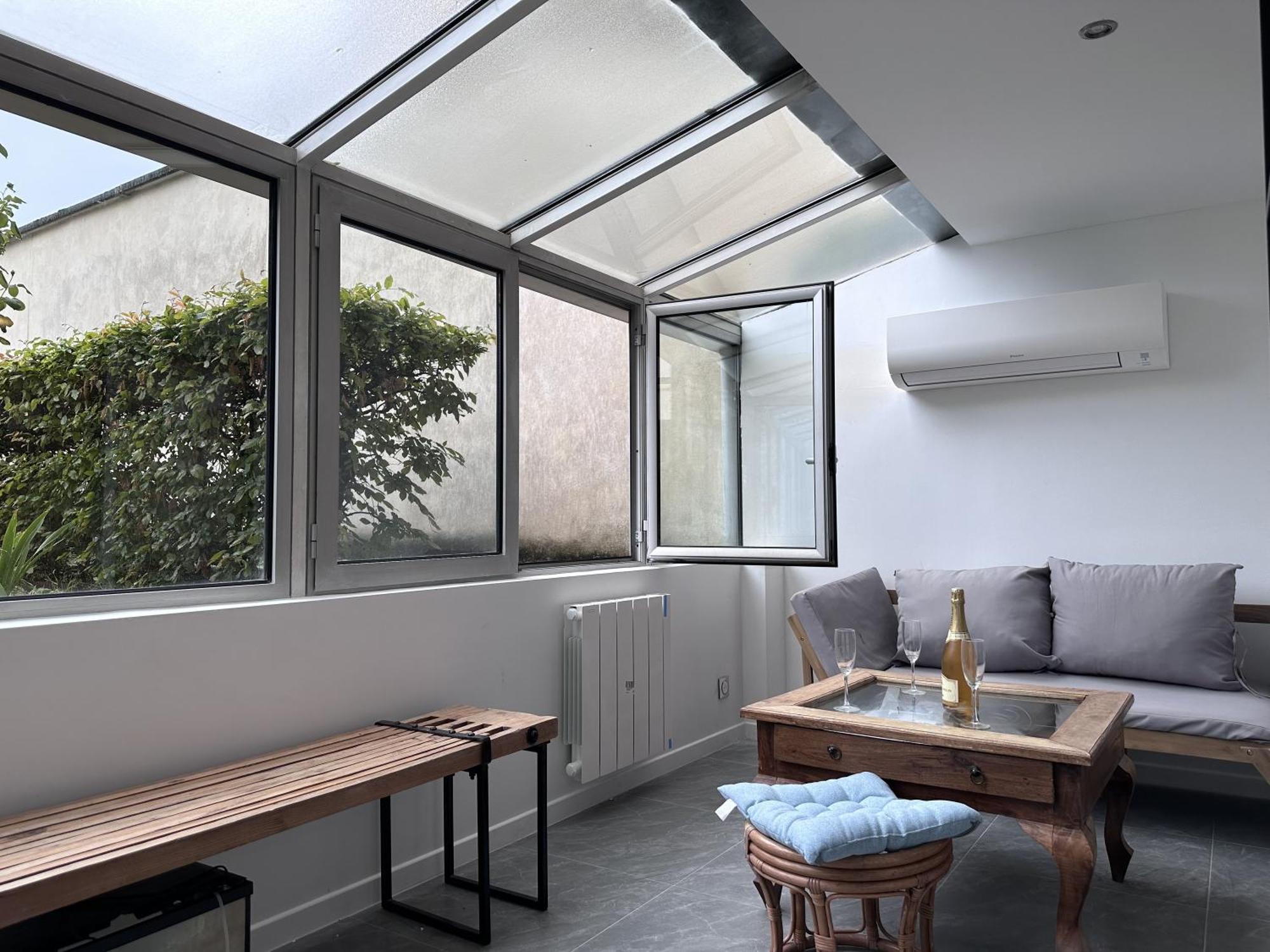 Apartment Expo Cosy Appt T5 Avec Jardin