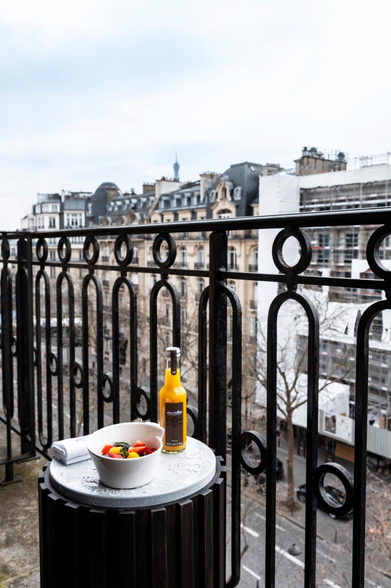 Hotel Grand Champs-elysees