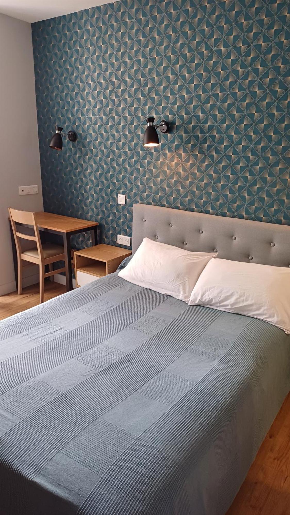 Hotel Telemaque Paris