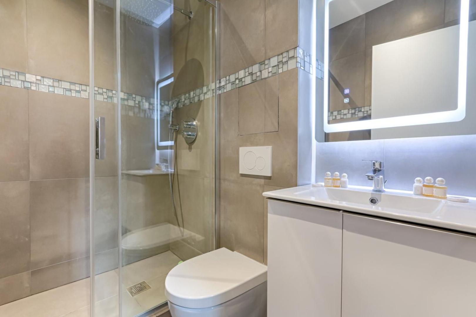 Tbs 308 - Beautiful Near Marais District *
